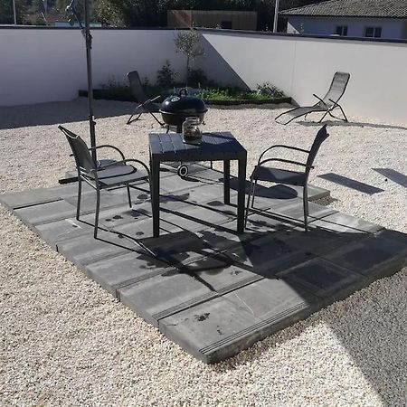 דירות Tresses Studio Cosy Avec Acces Et Terrasse Independants מראה חיצוני תמונה
